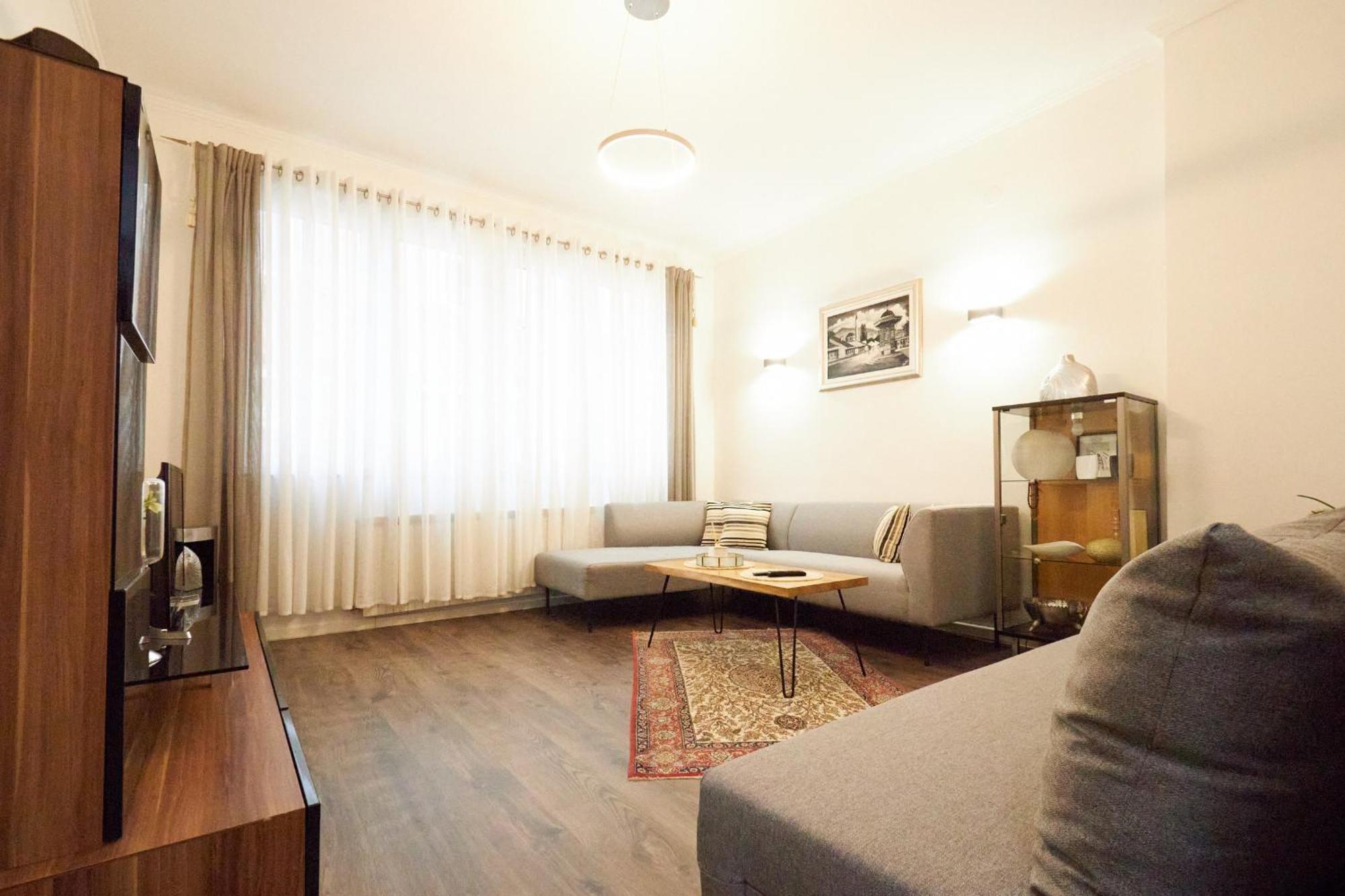 Old Town Elegance Sarajevoアパートメント エクステリア 写真
